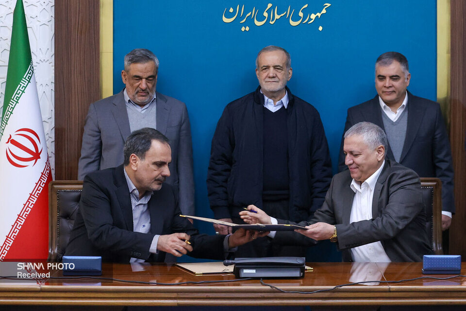 امضای قراردادهای بیش از ۲.۵ میلیاردی شرکت ملی نفت ایران