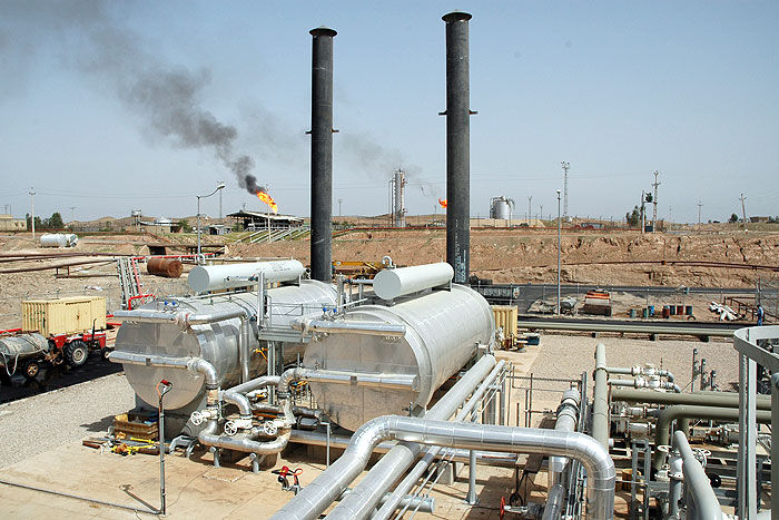 افزایش ۱۰ هزار بشکه‌ای برداشت نفت از میدان نفتی چشمه خوش