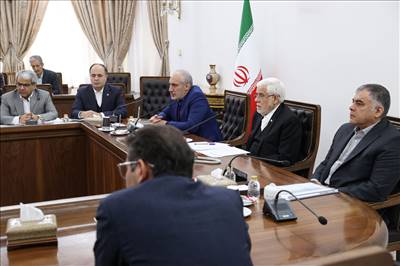 تصویب طرح‌های راهبردی صنعت نفت برای افزایش تولید در شورای اقتصاد